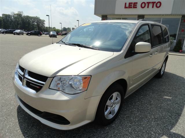 Dodge Grand Caravan 2013 photo 3