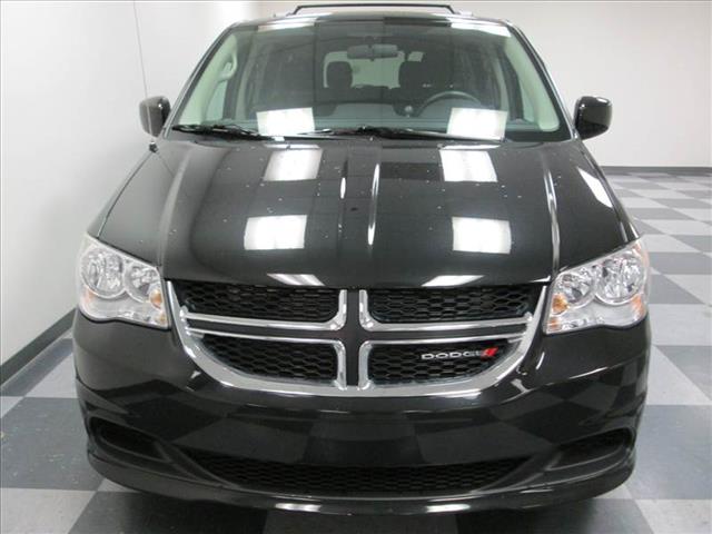 Dodge Grand Caravan 2013 photo 2