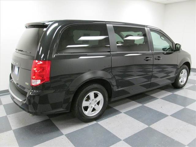 Dodge Grand Caravan 2013 photo 1