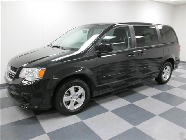 Dodge Grand Caravan 2013 photo 2