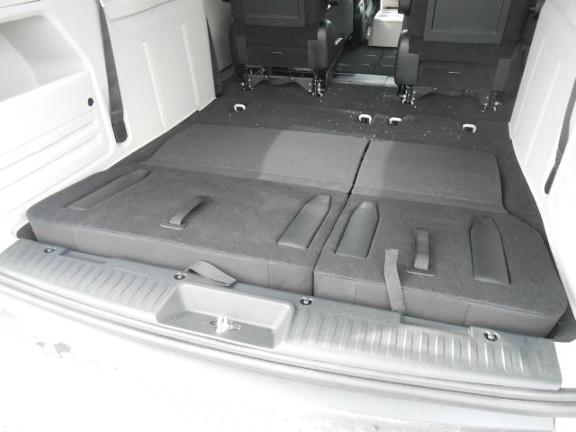 Dodge Grand Caravan 2013 photo 23