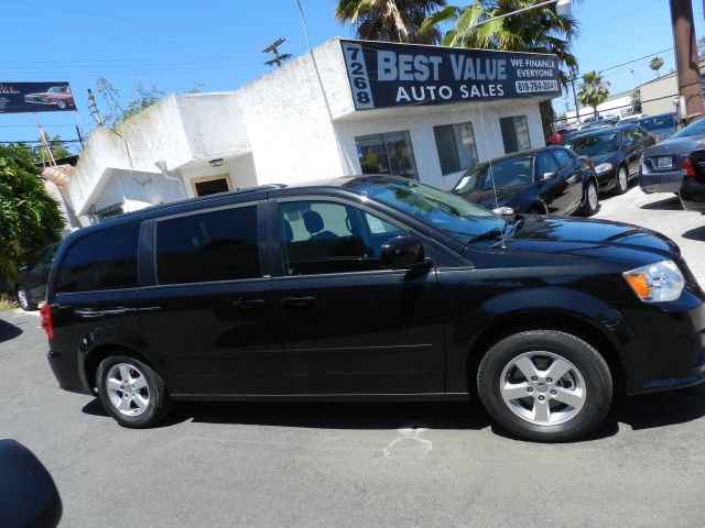 Dodge Grand Caravan 2013 photo 4