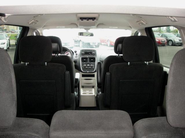 Dodge Grand Caravan 2013 photo 4