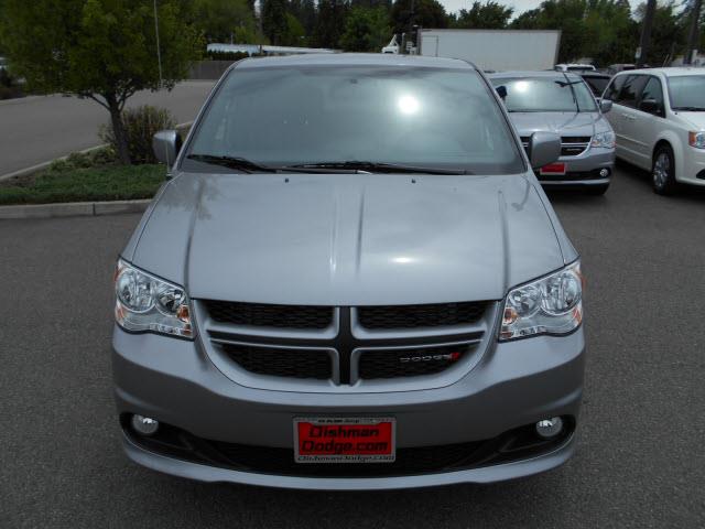 Dodge Grand Caravan 2013 photo 4