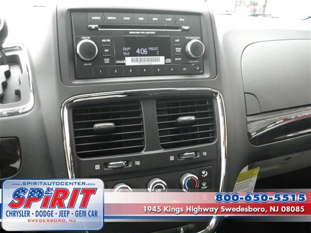 Dodge Grand Caravan 2013 photo 9