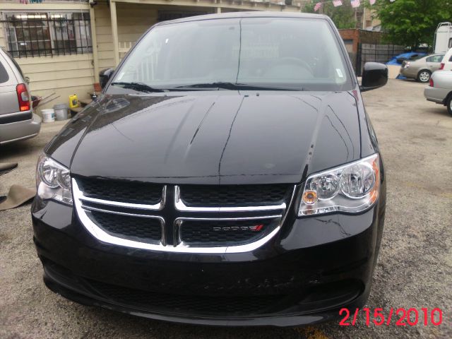 Dodge Grand Caravan 2013 photo 2