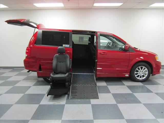 Dodge Grand Caravan 2013 photo 3