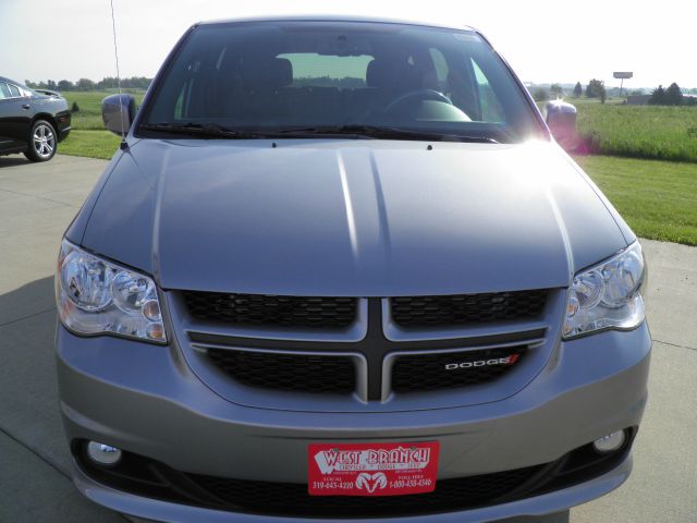 Dodge Grand Caravan 2013 photo 20