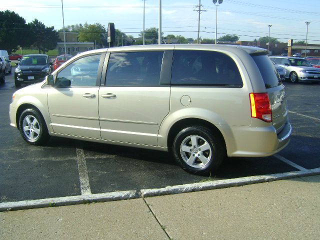 Dodge Grand Caravan 2013 photo 4