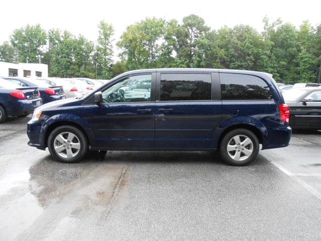 Dodge Grand Caravan 2013 photo 2