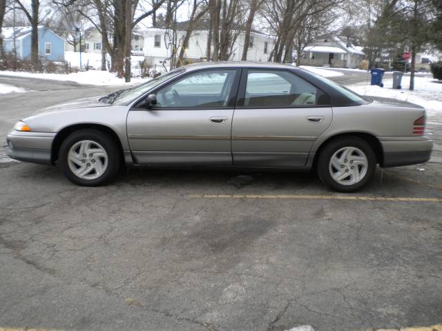 Dodge Intrepid 1995 photo 5