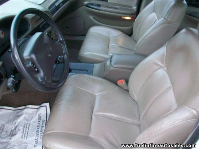 Dodge Intrepid 1995 photo 3