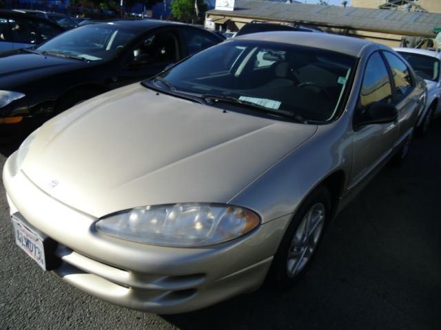 Dodge Intrepid 2000 photo 2