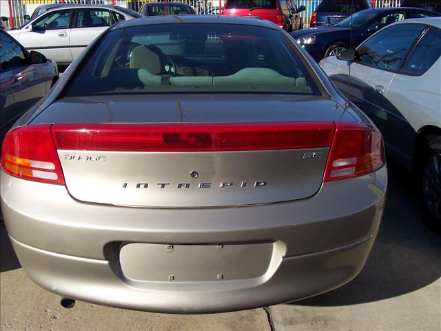 Dodge Intrepid 2000 photo 1