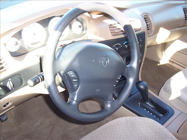 Dodge Intrepid 2000 photo 2