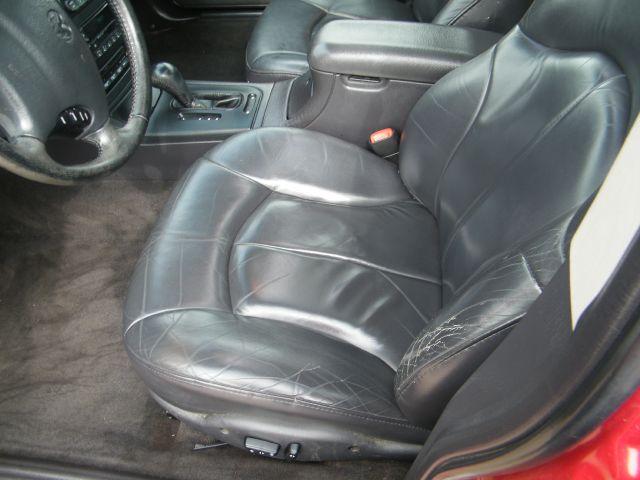 Dodge Intrepid 2000 photo 1