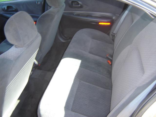 Dodge Intrepid 2000 photo 3