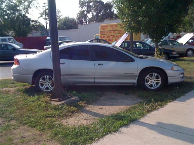 Dodge Intrepid 2000 photo 2