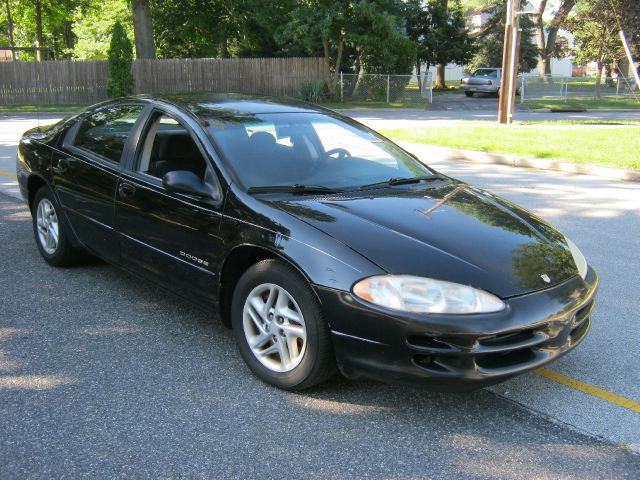 Dodge Intrepid 2000 photo 1