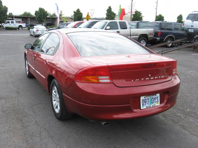 Dodge Intrepid 2000 photo 2