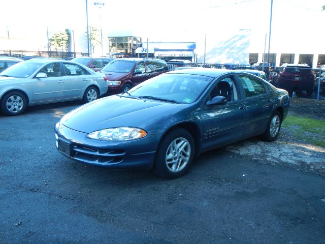 Dodge Intrepid 2000 photo 1