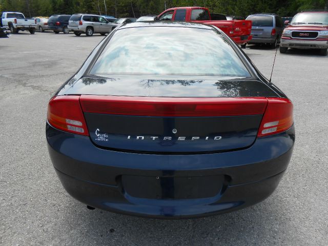 Dodge Intrepid 2001 photo 2