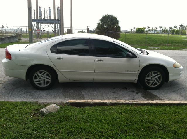 Dodge Intrepid 2001 photo 2