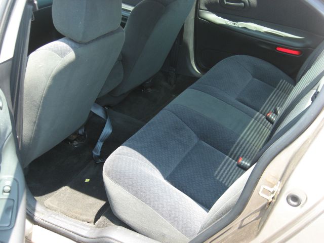 Dodge Intrepid 2001 photo 2