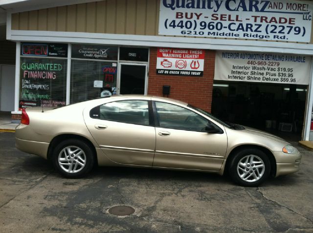 Dodge Intrepid 2001 photo 3