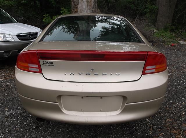 Dodge Intrepid 2001 photo 3