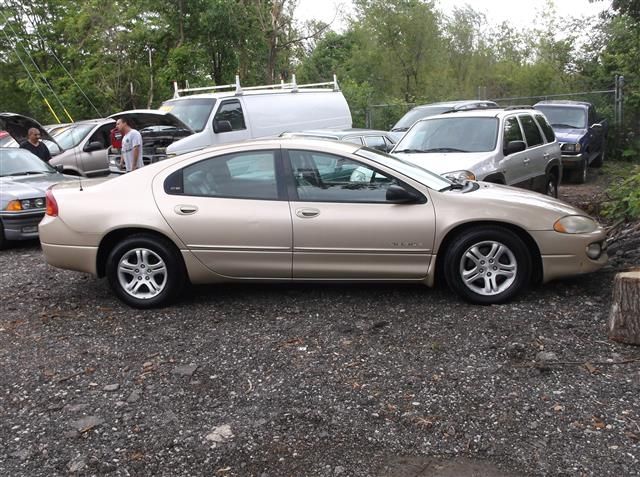 Dodge Intrepid 2001 photo 4