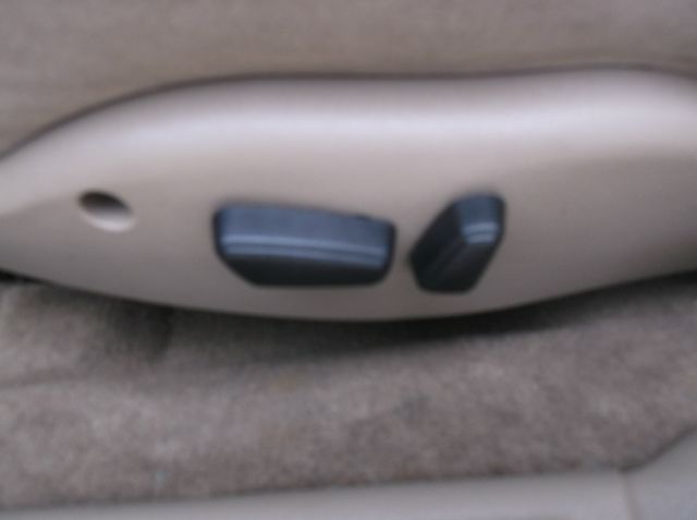 Dodge Intrepid 2002 photo 12