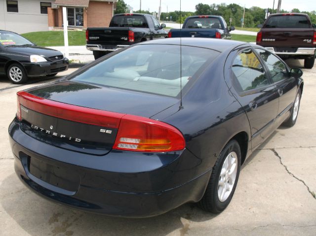 Dodge Intrepid 2002 photo 14