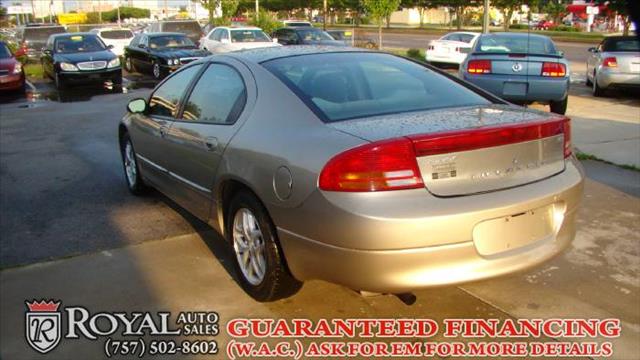 Dodge Intrepid 2002 photo 1