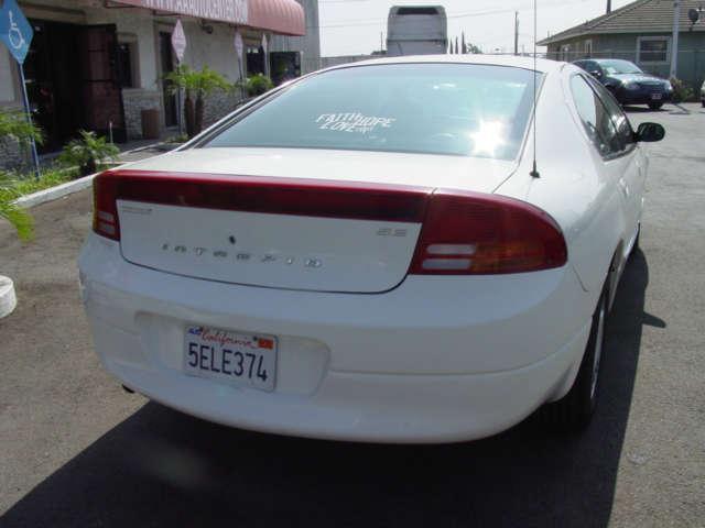 Dodge Intrepid 2002 photo 3