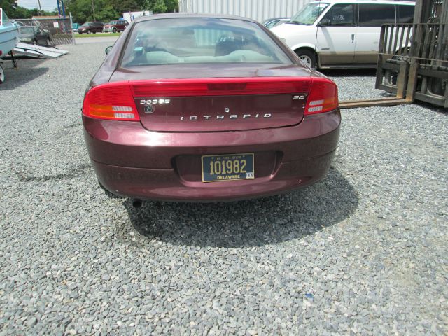 Dodge Intrepid SE Sedan