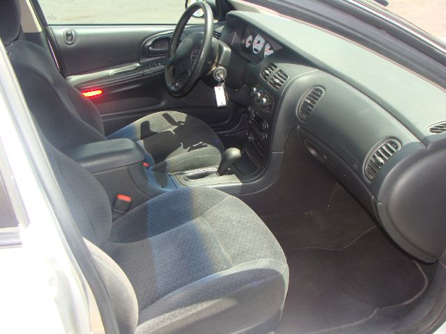 Dodge Intrepid 2002 photo 4