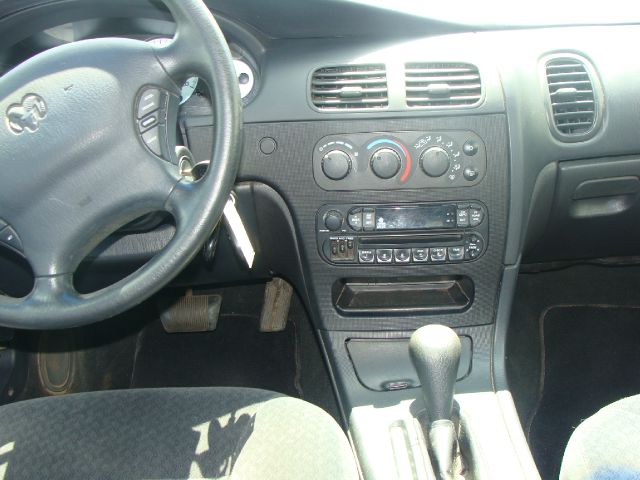 Dodge Intrepid 2002 photo 5