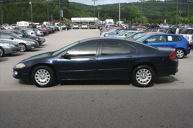 Dodge Intrepid 2003 photo 2