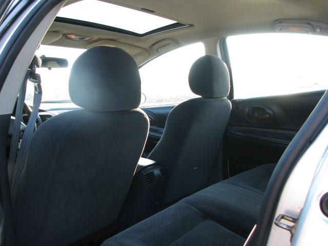 Dodge Intrepid 2003 photo 3