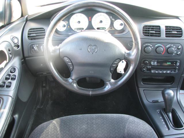 Dodge Intrepid 2003 photo 4