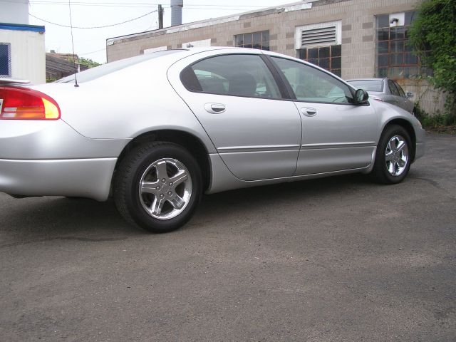 Dodge Intrepid 2003 photo 12