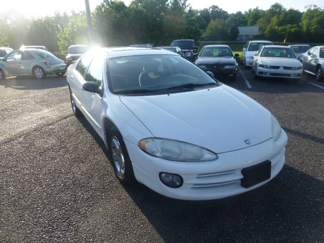 Dodge Intrepid 2003 photo 2