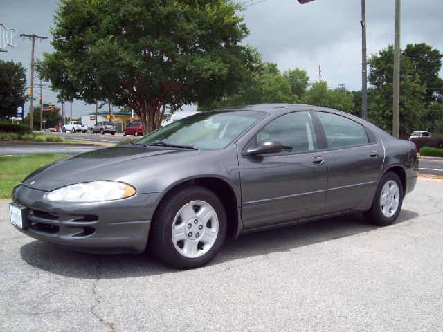 Dodge Intrepid 2004 photo 2