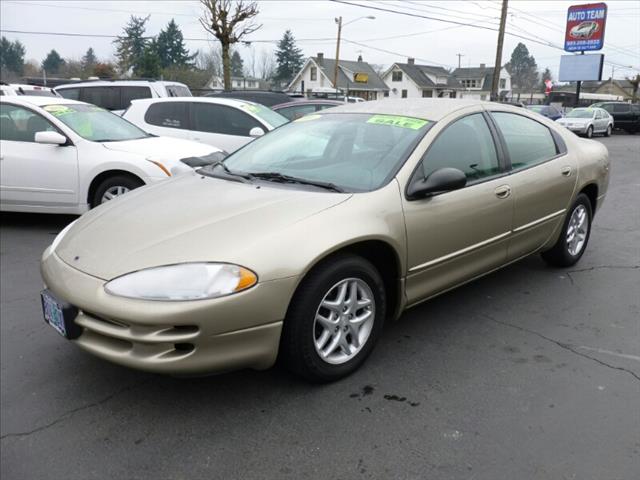 Dodge Intrepid 2004 photo 1