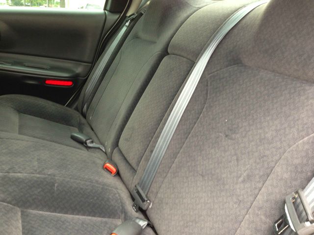 Dodge Intrepid 2004 photo 5