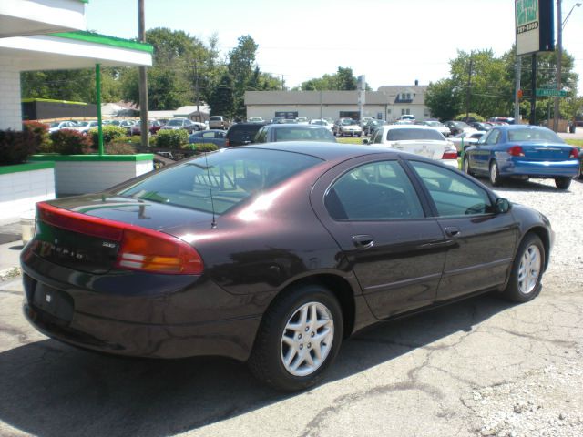 Dodge Intrepid 2004 photo 7