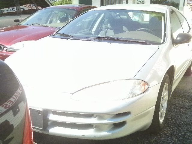 Dodge Intrepid 2004 photo 1