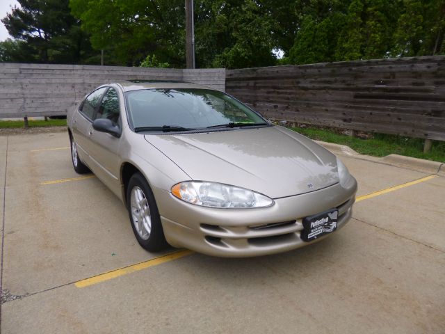 Dodge Intrepid 2004 photo 22