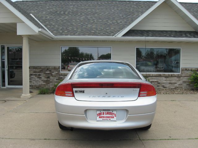 Dodge Intrepid 2004 photo 1